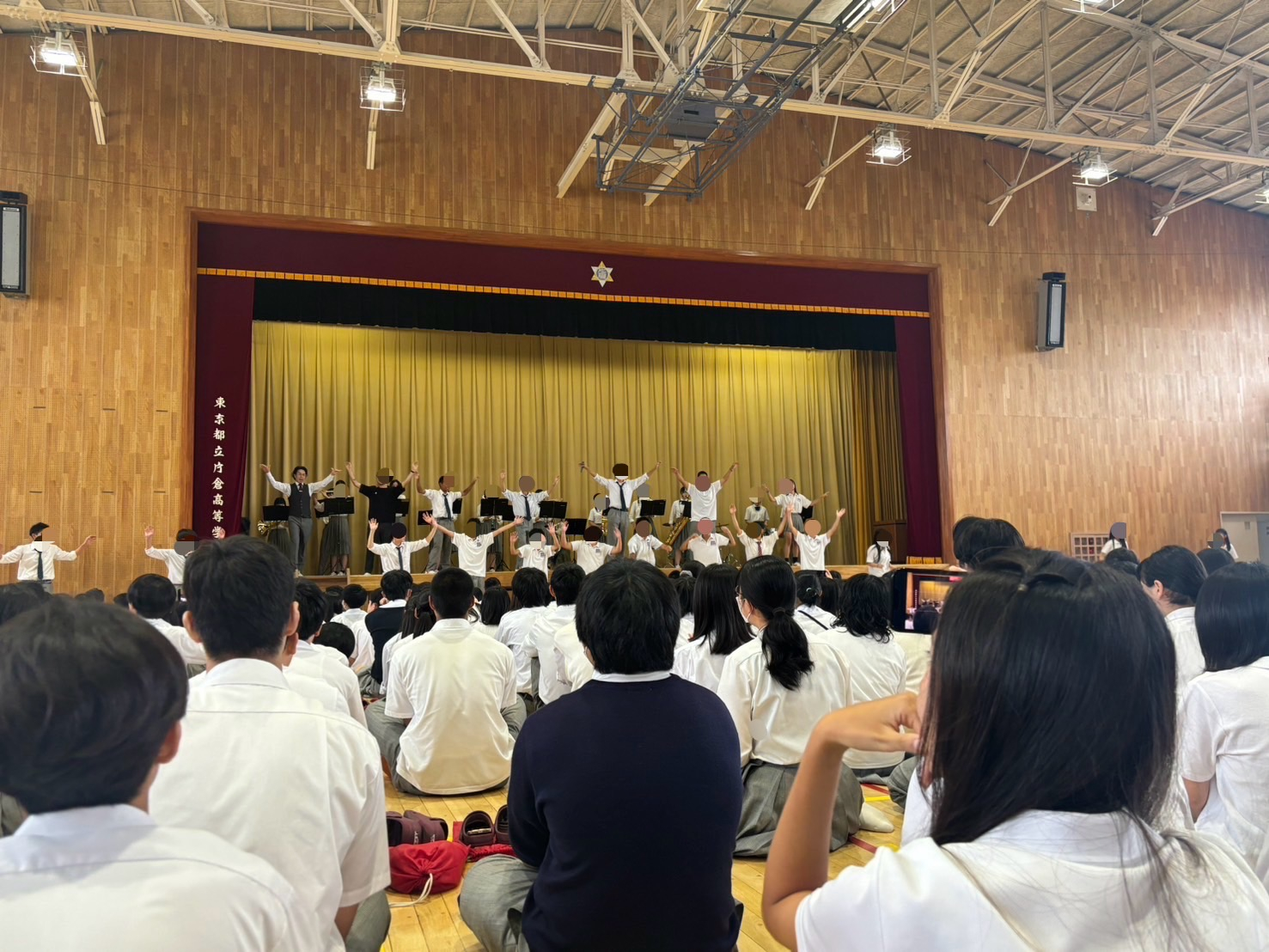 終業式　サンバ